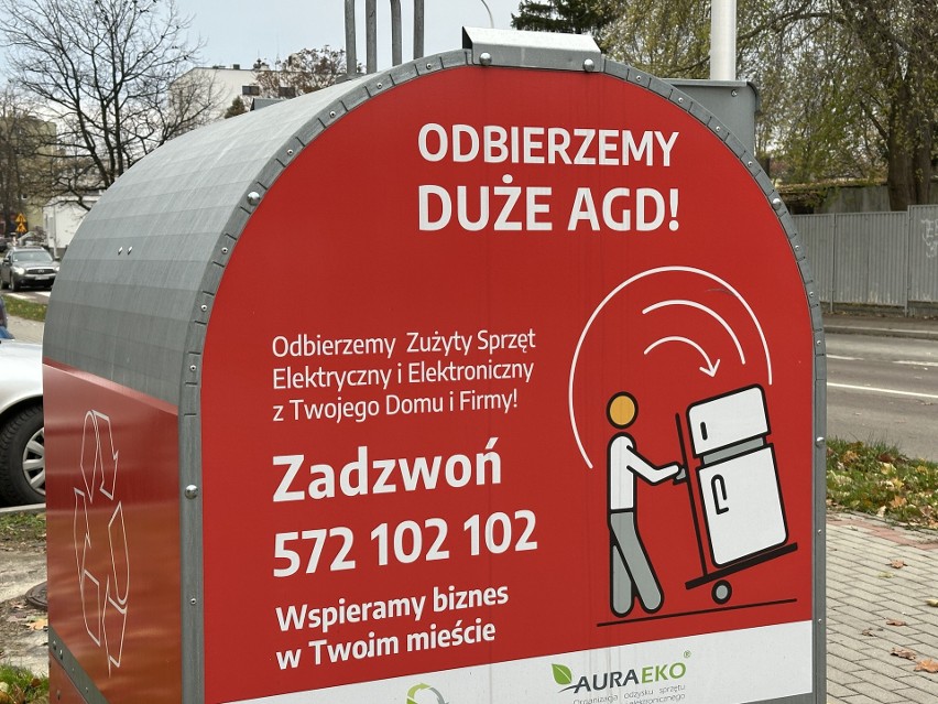 Zbiórka elektrośmieci w Tarnobrzegu. Za każdą tonę miasto otrzyma sadzonkę drzewa. Tutaj bezpłatnie oddasz zużyty sprzęt. Zdjęcia, wideo