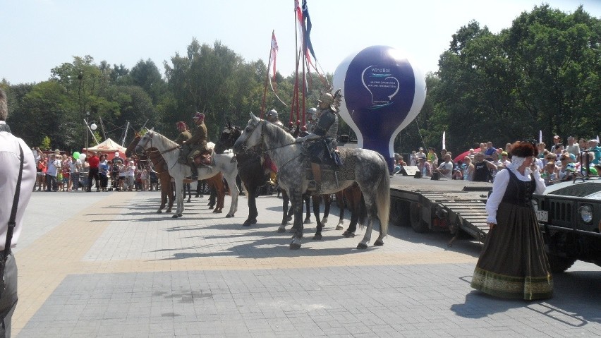 Święto Wojska Polskiego w Tychach i 40. urodziny WKU w...