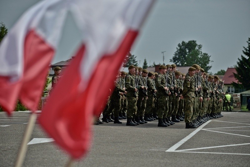 Sobotnia ceremonia zaplanowana została na terenie koszar 31...