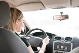Dzień kobiet 2023. Jakimi kierowcami są kobiety? Eksperci komentują 