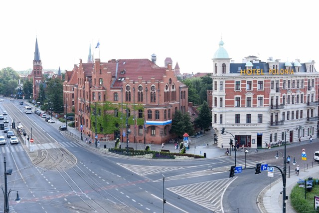 Mieszkańcy, którzy ugościli uchodźców z Ukrainy nadal mogą składać wnioski o 40 zł za dzień pomocy uciekającym przed wojną. W wypłacie środków pojawiają się jednak opóźnienia. Kiedy pieniądze trafią do pomagających?