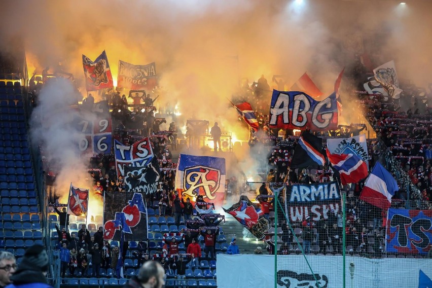 Wisła Kraków zanotowała dziewiątą porażkę z rzędu. W meczu...