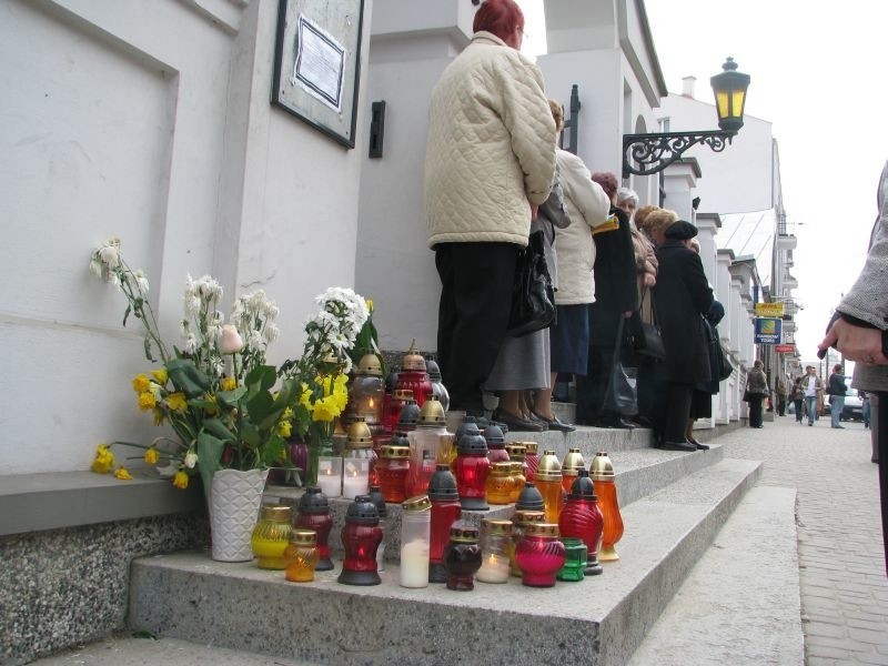 Kondukt z ciałem abp Mirona Chodakowskiego