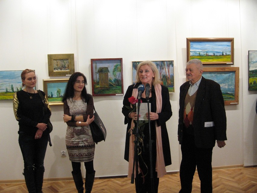Sławny ojciec i córki, czyli rodzinna wystawa Mańczyńskich w Resursie Obywatelskiej w Radomiu