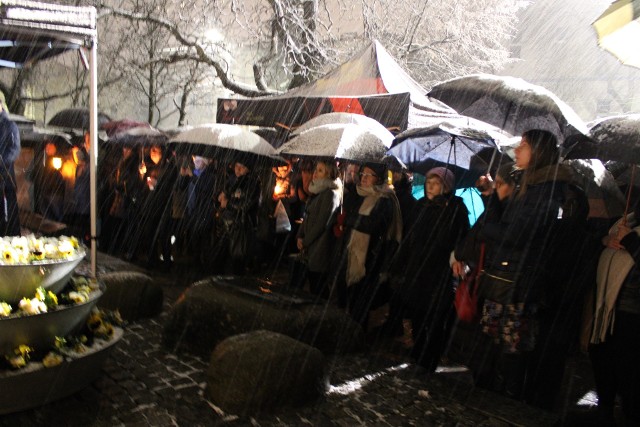 Uroczystości w Bełchatowie w 18. rocznicę śmierci papieża, św. Jana Pawła II