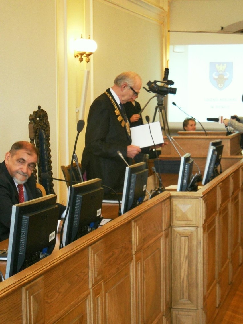 Pierwsza sesja Rady Miasta Żywca. Nowy-stary przewodniczący to Krzysztof Greń [ZDJĘCIA]