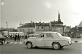 Powód do dumy i obiekt zainteresowania. Jak wyglądały dawniej samochody mieszkańców Zamościa?  