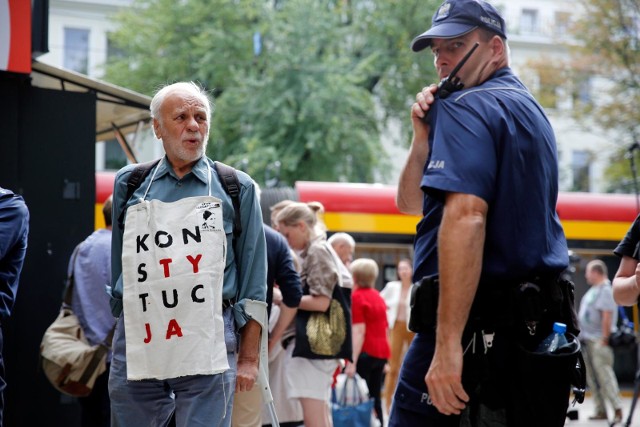 27.08.2018 warszawaposiedzenie krajowej rady sadowniczej krs sad najwyzszy sedziowie protest obywateli rp fot marek szawdyn/polska press