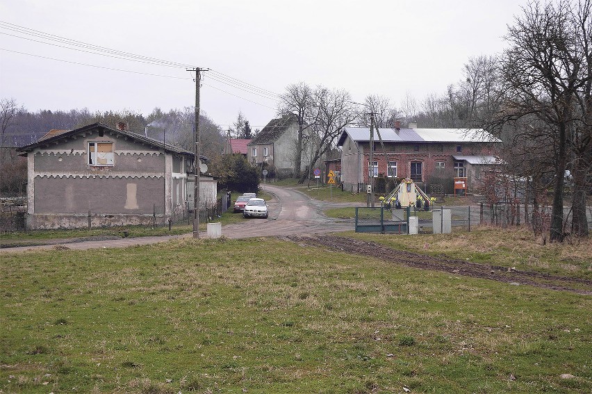 Wieś Siodłonie to dobry przykład wsi wielodrożnicy, czyli...