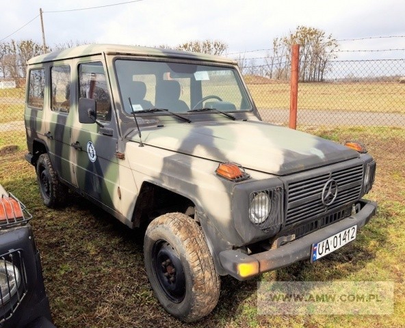 Samochód terenowy MERCEDES 290 GD - 3 sztuki...