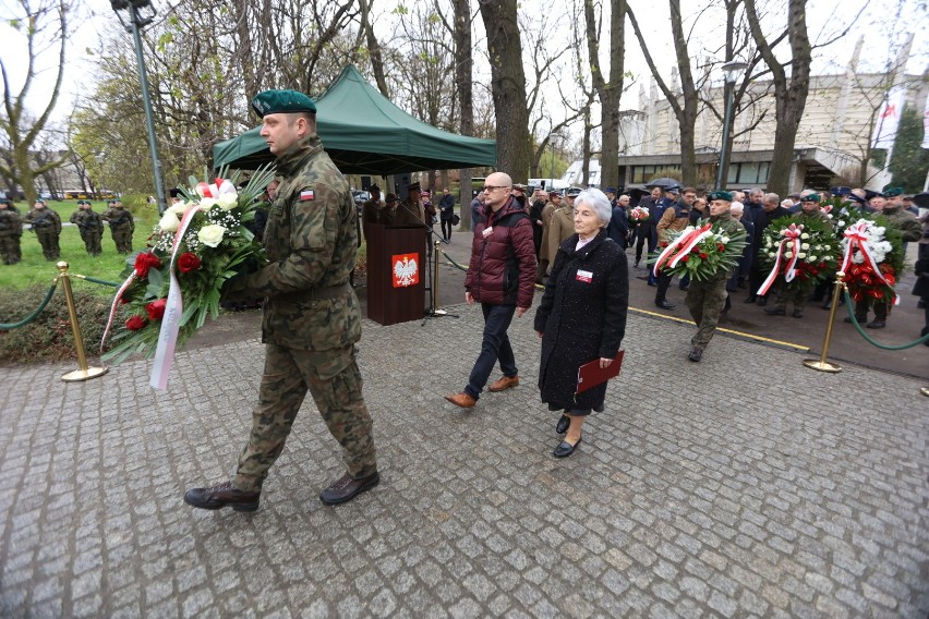 Wrocławskie obchody Dnia Pamięci Ofiar Zbrodni Katyńskiej. Pamiętajmy o bohaterach