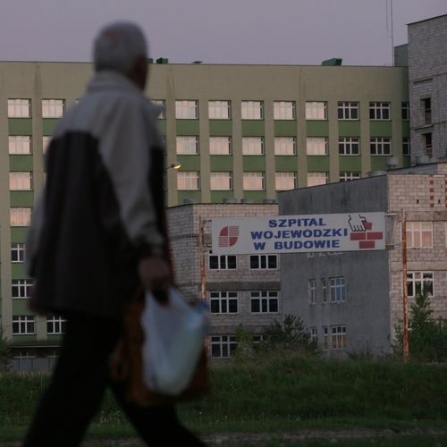 Szpital wojewódzki w budowie.