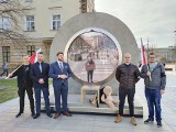 „Stop zamykaniu polskich szkół na Litwie i Białorusi!” – grzmi Młodzież Wszechpolska i Ruch Narodowy