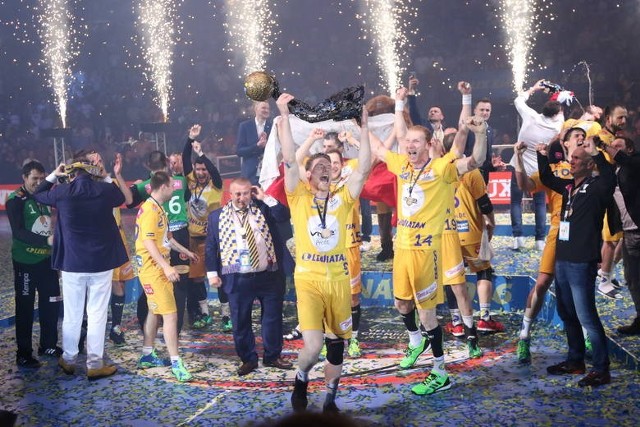 29 maja 2016, Vive Tauron Kielce wygrywa Ligę Mistrzów. Z pucharem Tobias Reichmann.