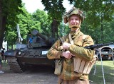 Dzień Czołgisty w Lubuskim Muzeum Wojskowym w Drzonowie: są czołgi, wystawa o "Czterech Pancernych i psie" i atrakcje dla najmłodszych