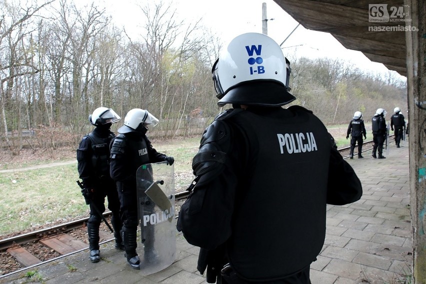 Kibice z Warszawy dotarli do Szczecina około godz. 16.30