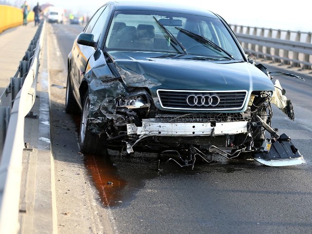 Audi, którego kierowca spowodował wypadek.