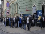 Tłumy czekały, by kupić pamiątkowe monety! [zobacz zdjęcia]
