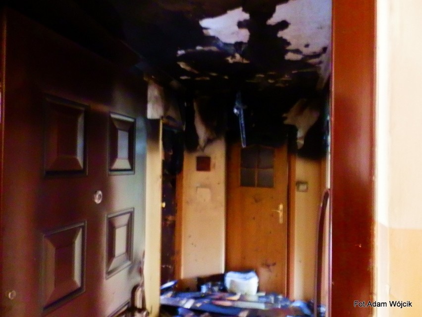 Pożar mieszkania w Białogardzie. Straty oszacowano na 40...