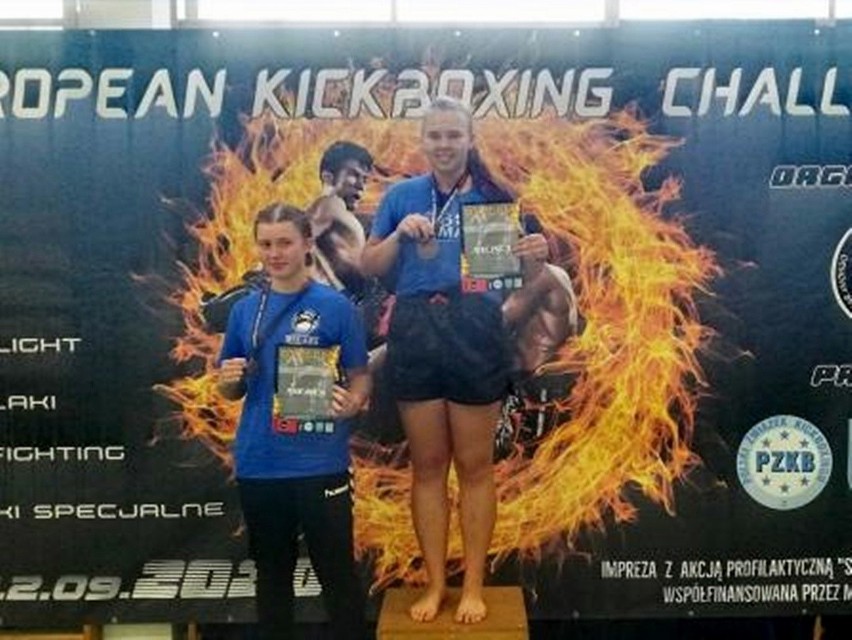 Dwa medale kickbokserów UKS Relaks Skarżysko-Kamienna w zawodach European Kickboxing Challenge w Sulejówku