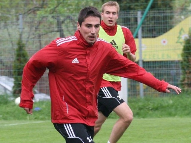 Paweł Zawistowski na razie trenuje z Górnikiem Łęczna. Jest wypożyczony do 30 czerwca tego roku.    