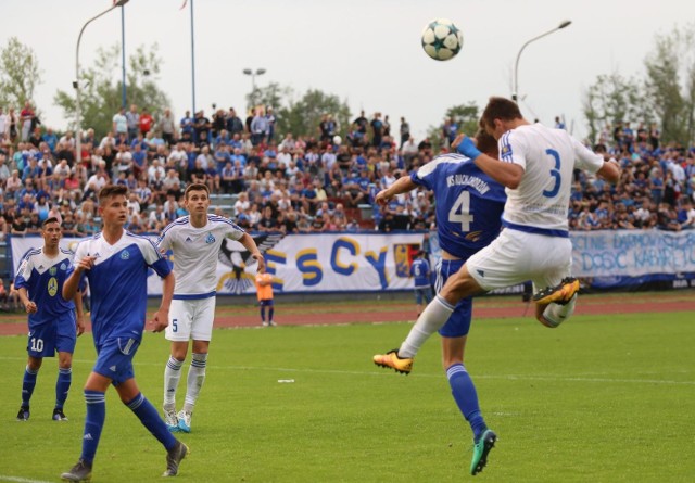 Ruch Chorzów zaczął grę od II rundy na szczeblu Podokręgu Katowice i pokonał UKS Ruch Chorzów 8:1.