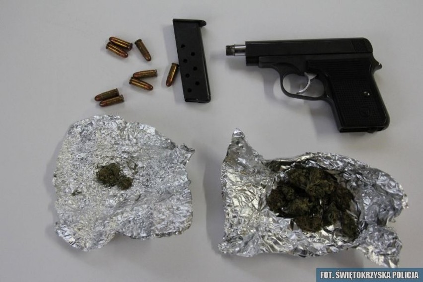 Broń i narkotyki w mieszkaniu w Busku. Znalezione po raz kolejny