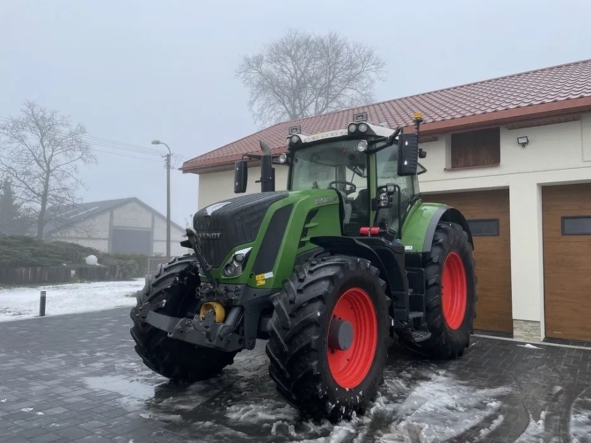 Fendt 828 w wersji Profi 
Koszt: 530 000 zł