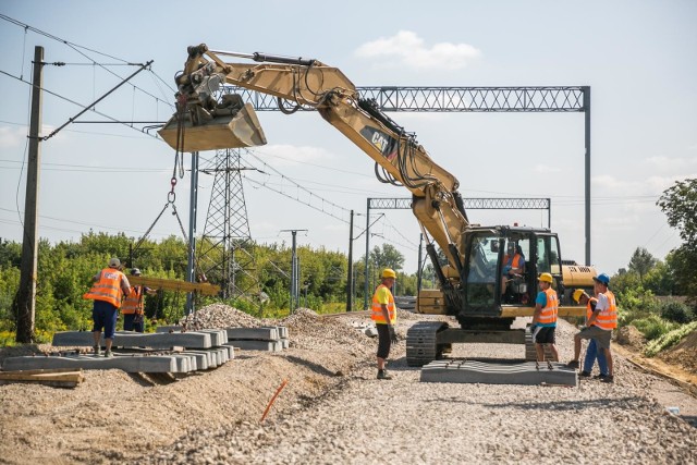 PKP PLK wypłaca wynagrodzenie podwykonawcom Astaldi