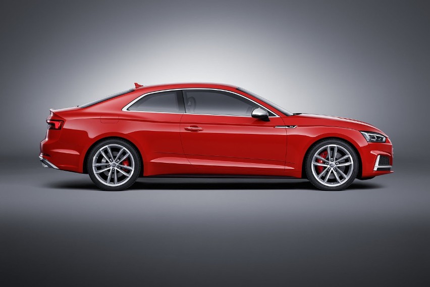 Audi S5 Coupe...