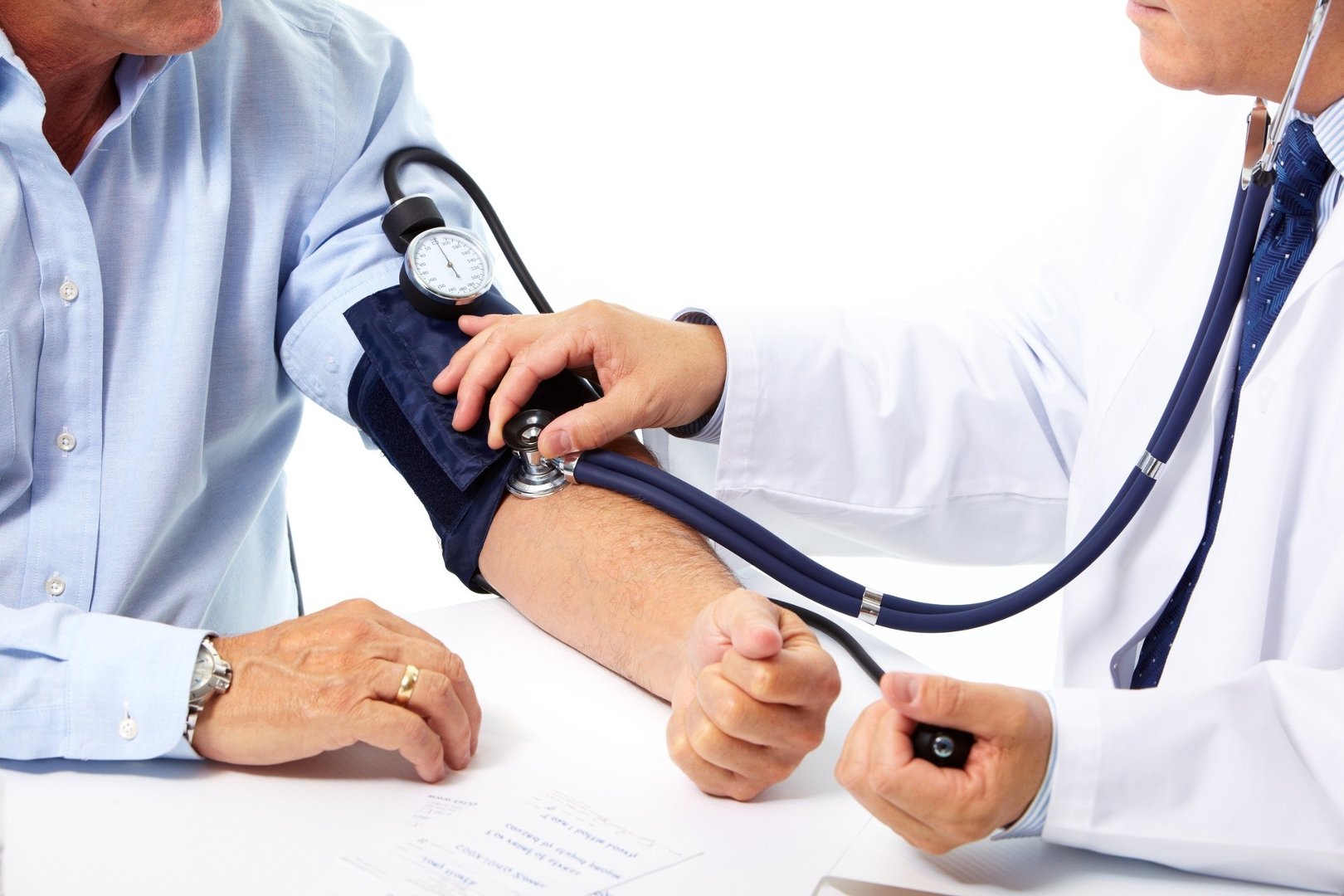 Pomiar ciśnienia krwi – metody i normy. Jak wybrać aparat do jego  mierzenia? | Strona Zdrowia