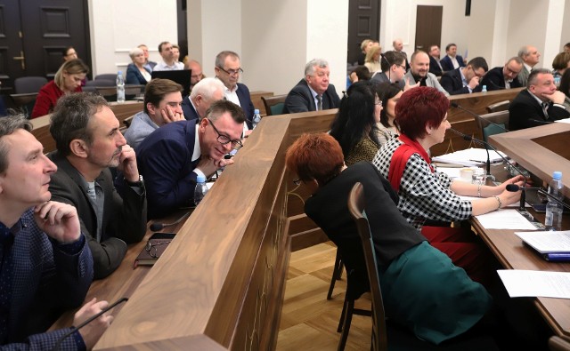 Podczas poniedziałkowej sesji radomscy radni podjęli uchwałę, która ustanowiła, że hejnałem miasta będzie utwór "Alleluja" Mikołaja z Radomia.