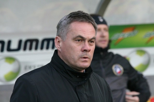 Trener Jacek Zieliński po porażce z Koroną w Kielcach pożegnał się z posadą szkoleniowca Polonii Warszawa.