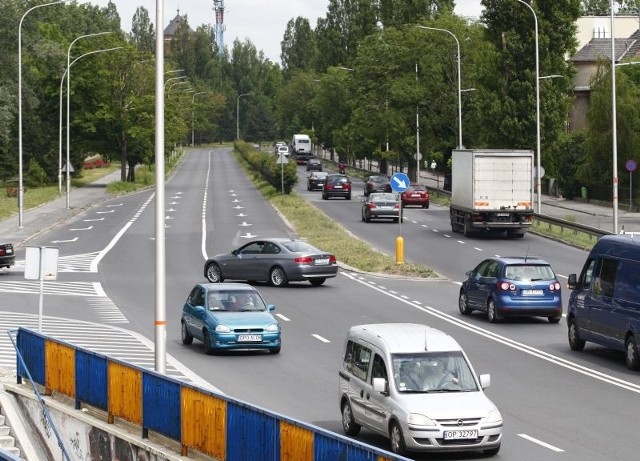 Planowane są też zmiany na skrzyżowaniu ulic Nysy Łużyckiej, Batalionów Chłopskich i Luboszyckiej.