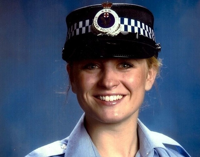 Pochodząca z Kielc Ursula Kryj w mundurze australijskiej policji.