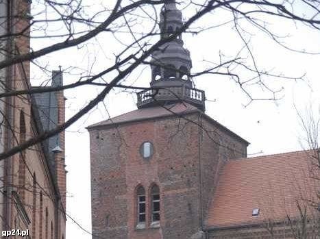 Kościół Mariacki w Słupsku. Odbędą się msze w intencji ofiar katastrofy w Smoleńsku.