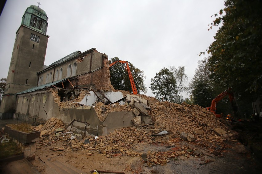 Wyburzenie kościoła było zaplanowane od dawna, bo nie nadaje...