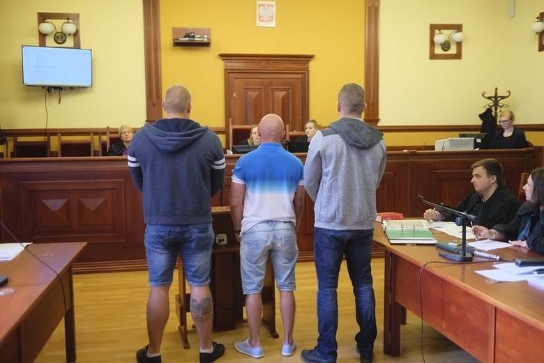 Toruński sąd zawiadomił prokuraturę o tym, że pseudokibice...
