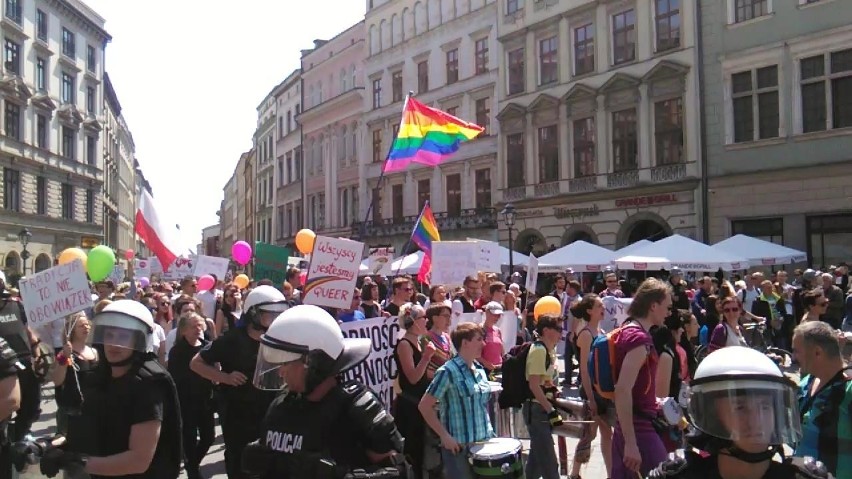 Kraków: Parada Równości i Marsz w Obronie Rodziny [WIDEO, ZDJĘCIA]
