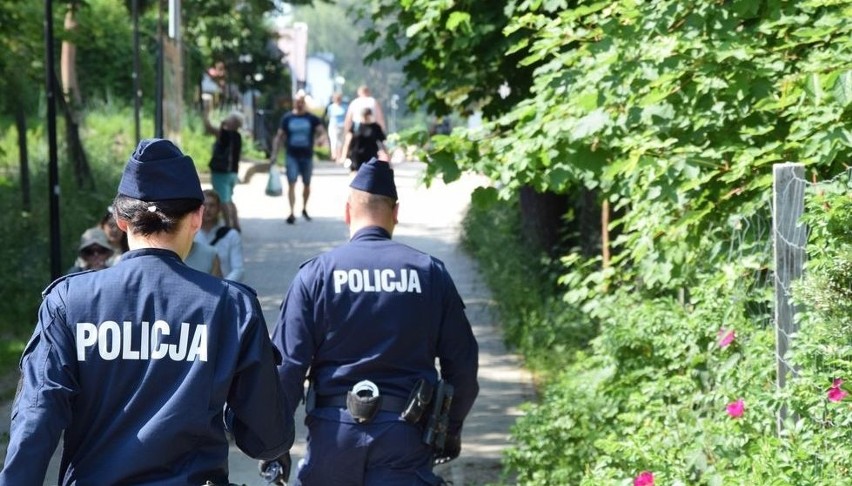 Ponad 100 „covidowych” interwencji policji w weekend w Gdańsku. Za brak maseczek były tylko pouczenia, ale mogą posypać się mandaty