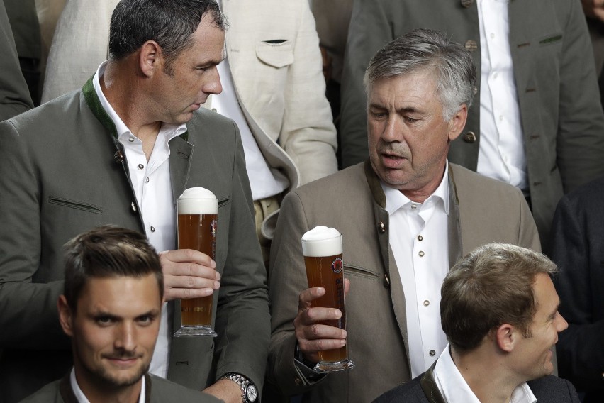 Liga niemiecka. Bayern Monachium na Oktoberfest