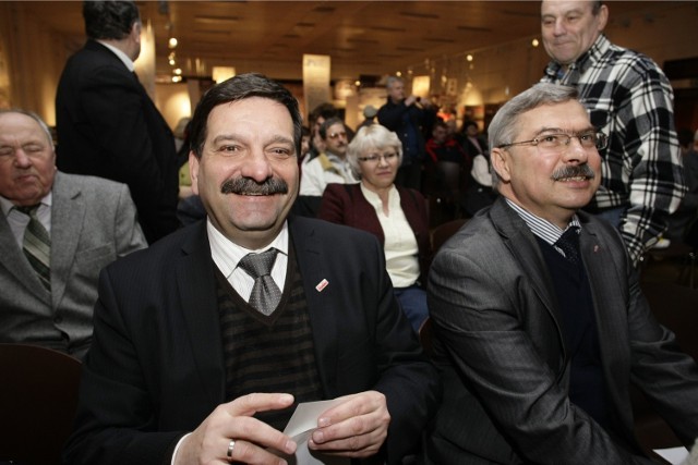Na stronie głównej Solidarności  reklamuje się między innymi Janusz Śniadek (z lewej), były przewodniczący związkowców, dziś lider PiS  w woj. pomorskim. Po prawej Krzysztof Dośla z „S”
