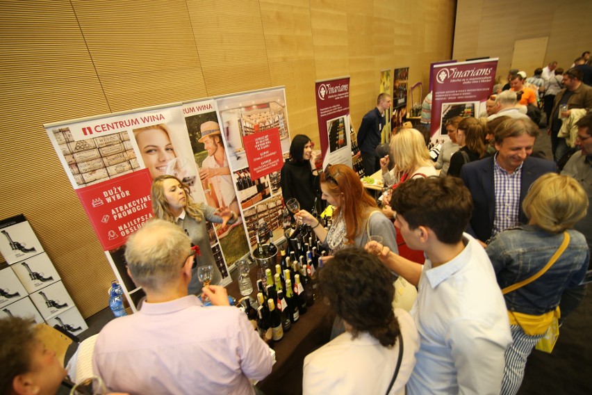 Festiwal winiarski Noe w Katowicach przyciągnął setki amatorów tego trunku