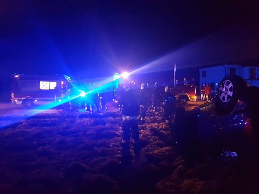 Wypadek w Makowie Nowym w gminie Skaryszew. Dachował...