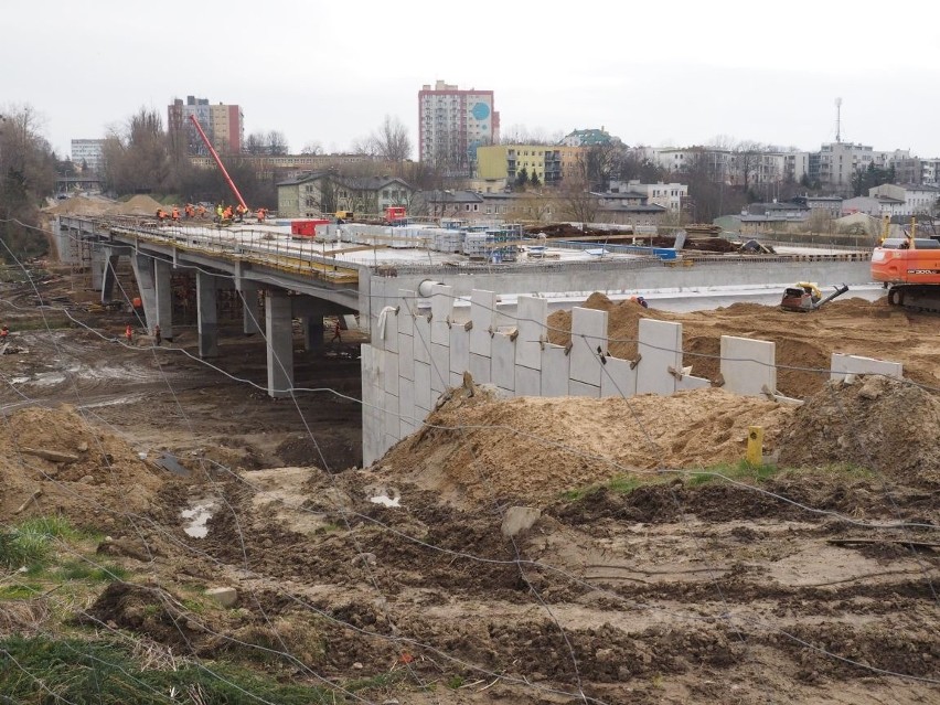 Postęp prac na budowie wiaduktu w Koszalinie