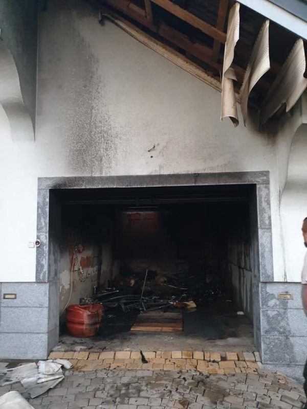Krupniki: Pożar domu jednorodzinnego. Bliscy poszkodowanych zorganizowali zbiórkę pieniędzy [ZDJĘCIA]