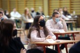 Wyniki matury 2021. Egzaminu nie zdało 27 procent abiturientów opolskich szkół