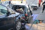 Wypadek na ul. Łyskowskiego w Grudziądzu. Jedna osoba trafiła do szpitala [wideo, zdjęcia]
