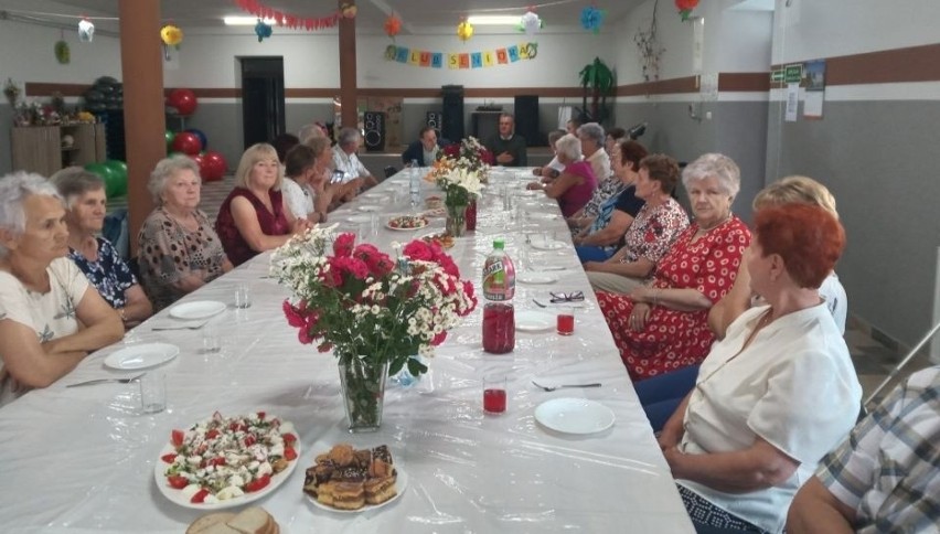 W Klubie Seniora w Kocinie  (gmina Opatowiec) odbyło się...