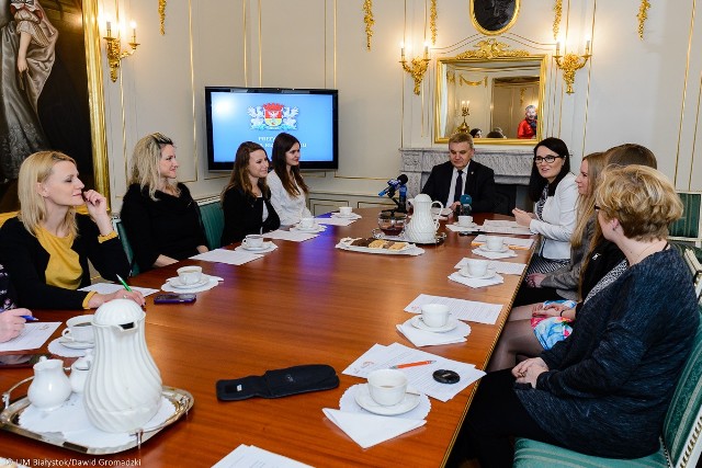 Miejski kalendarz na 2017 rok. Konkurs fotograficzny „Białystok na cały rok”